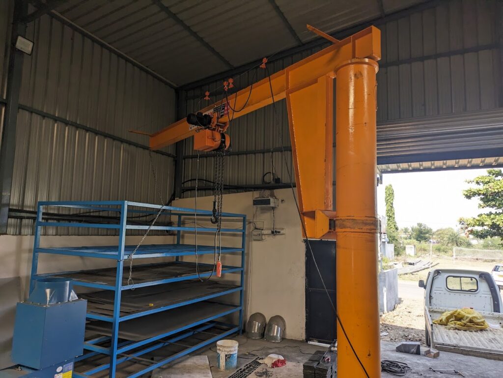 Laser cutting machine